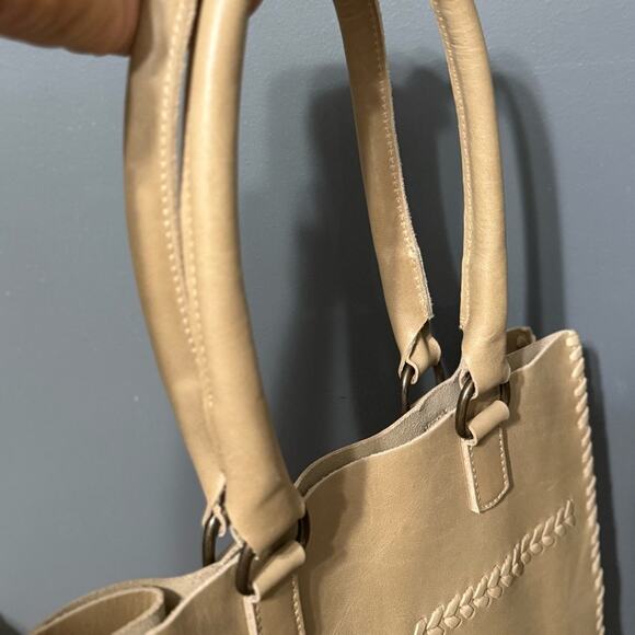 Oak River Company Tan Leather Women's Bag large shoulder tote purse bohemian - Picture 13 of 15